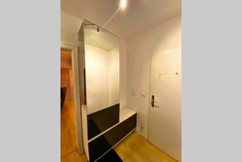 Appartement 2 Zimmer Apartment Mit Blick Auf Den Koelner Dom Keulen