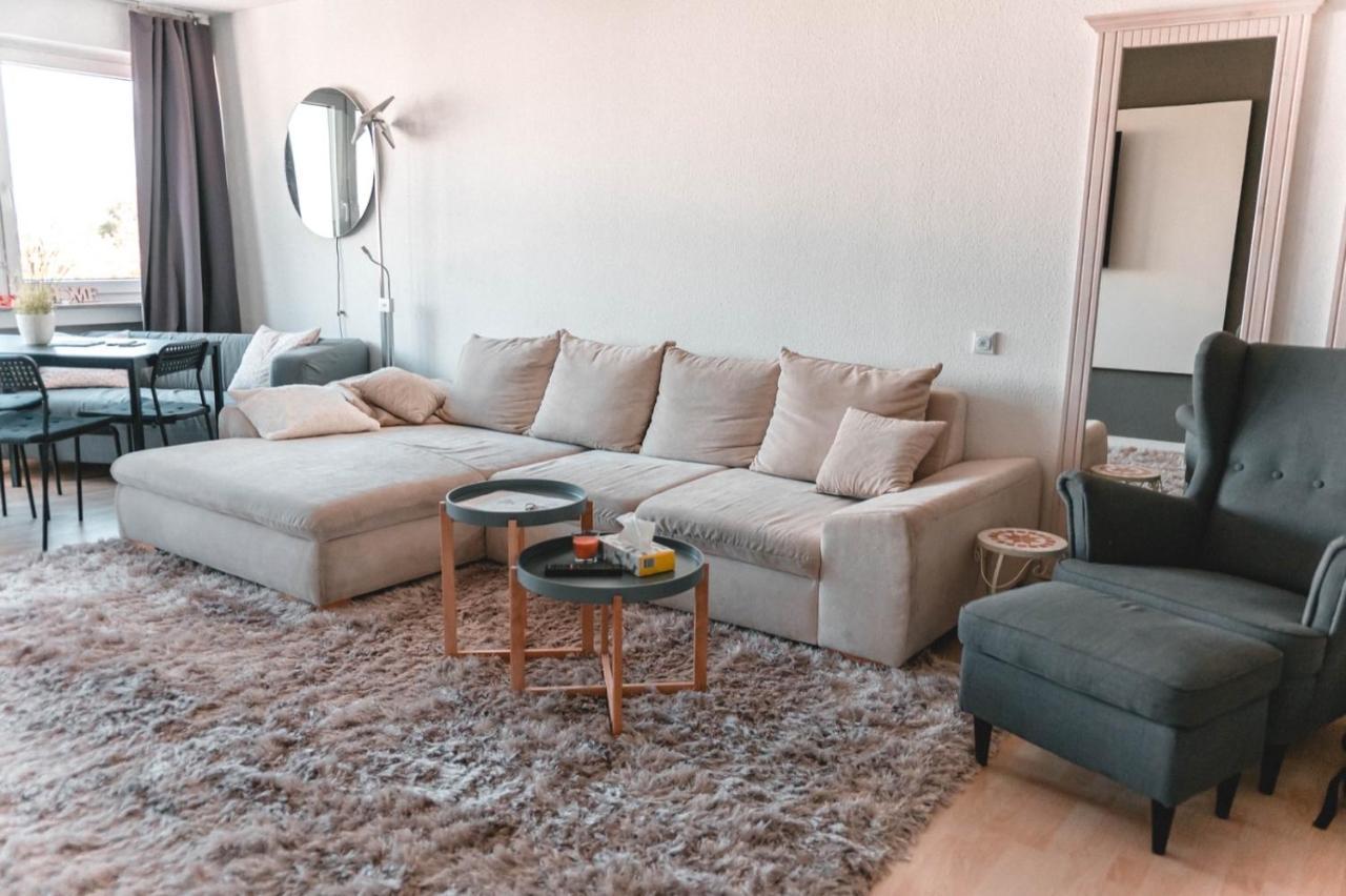 2 Zimmer Apartment Mit Blick Auf Den Koelner Dom Keulen
